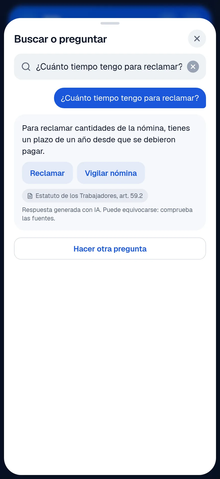 Respuesta de la IA sobre el plazo para reclamar la nómina, con botones a Reclamar y Vigilar nómina y la fuente: Estatuto de los Trabajadores, art. 59.2